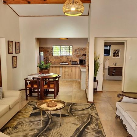 The Coral Tree Hotel Mbombela Екстериор снимка