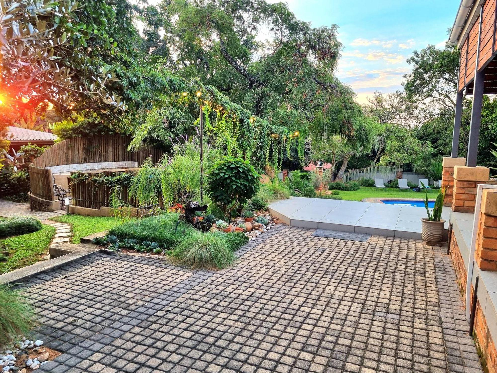 The Coral Tree Hotel Mbombela Екстериор снимка